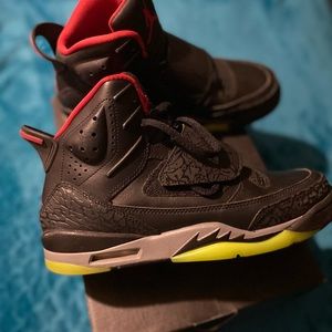 Air Jordan 9 Retro BG